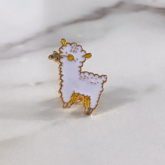Grazing Llama Enamel Pin/Brooch